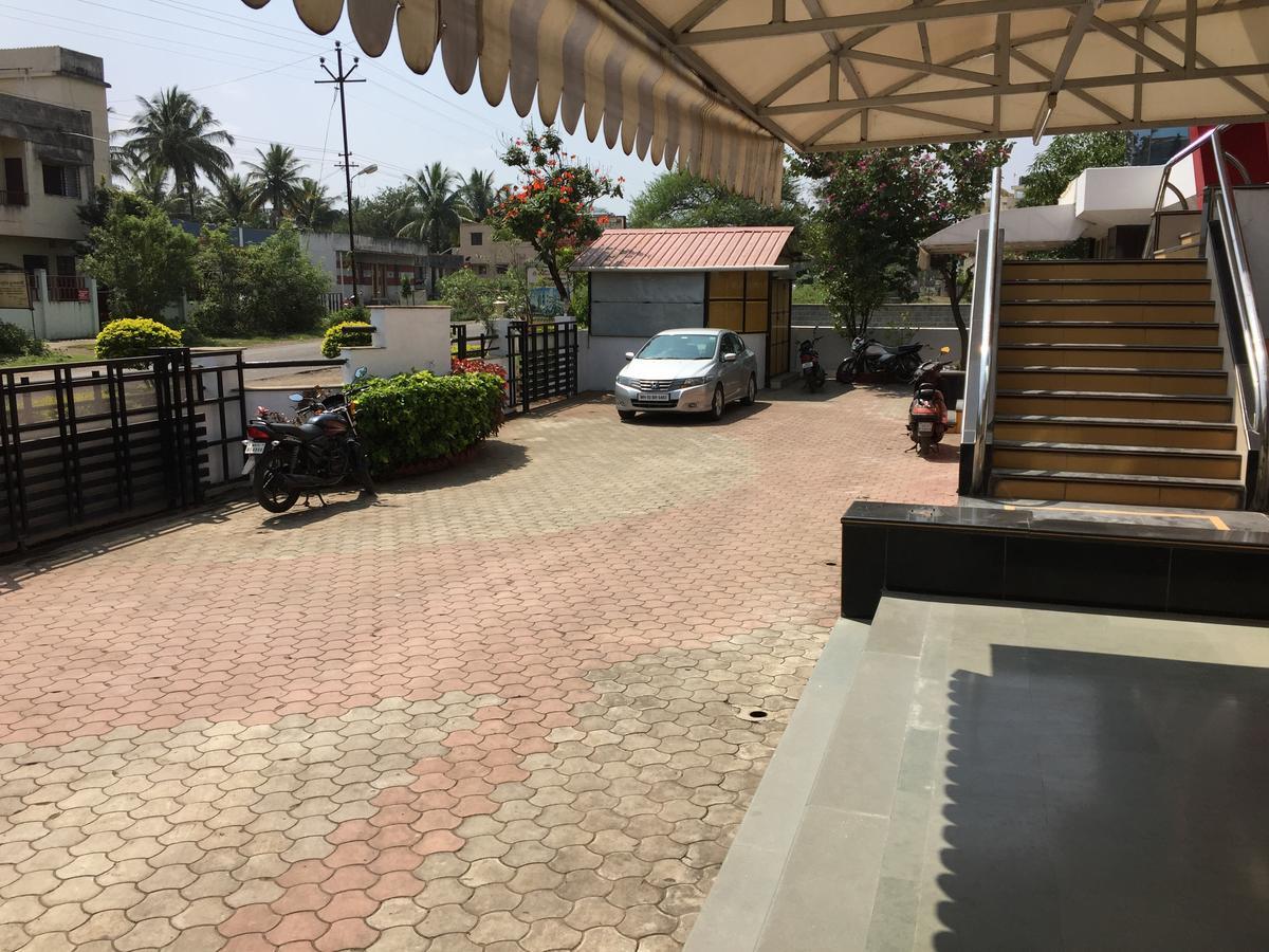 Villa Sarang Lodging & Boarding Satara Exterior foto